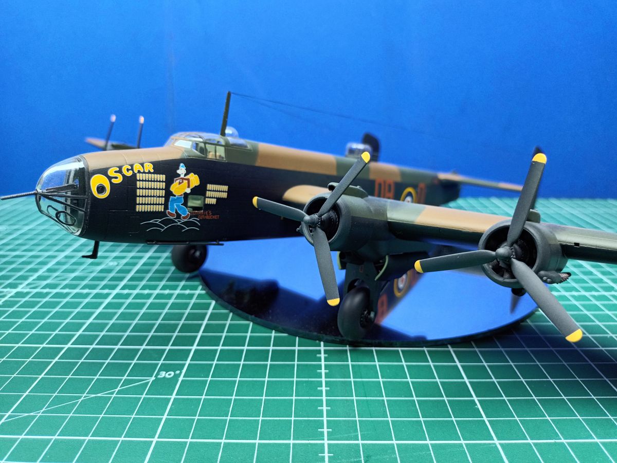 Halifax schaal 1/72