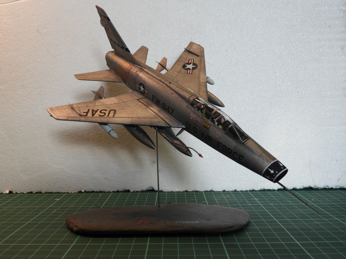 Italeri 1/72 US Air Force F-100D Super Sabre